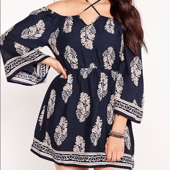 PLUS SIZE MYSTERY BOX | 5 ITEMS - Picture 5 of 9